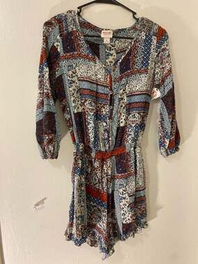 MOSSIMO Womens XS Bandana Print Romper Red White Blue V Neck 3/4 Sleeves Smockin